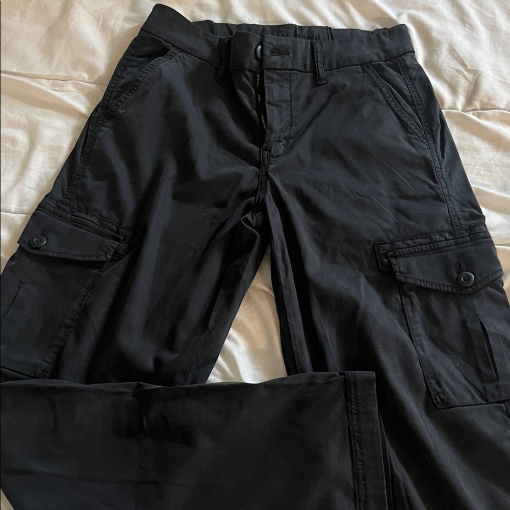 Women’s black Cargo Pants